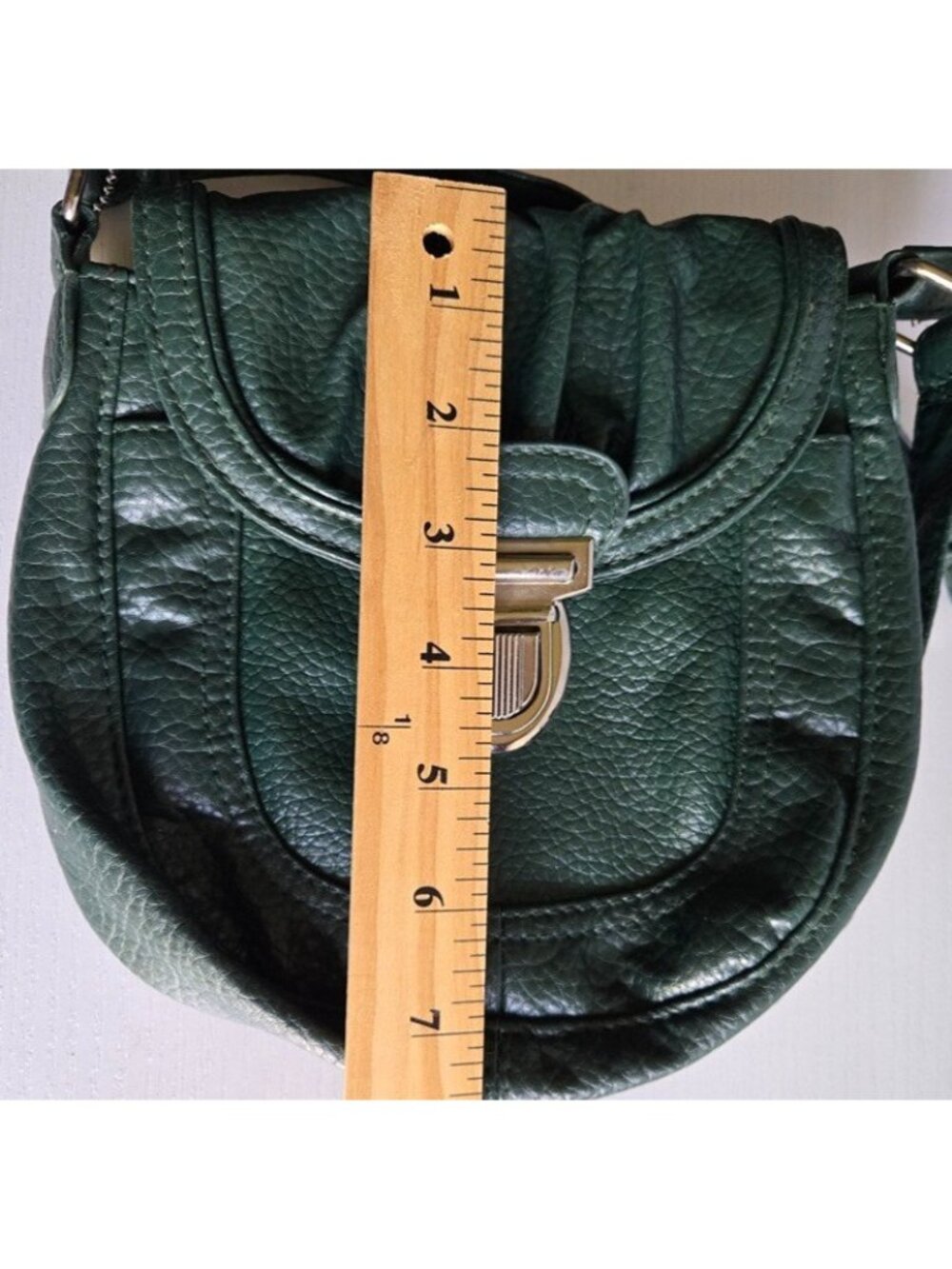 Small Crossbody Bag ~ Genuin Green Leather ~Flap Boho Purse with Zipper - Picture 6 of 7